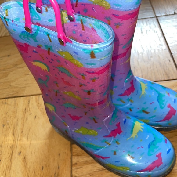 Girls light up dinosaur rain boots - Picture 3 of 7